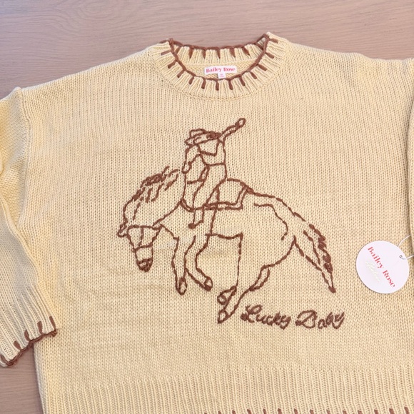 Bailey Rose Cream Yellow Lucky Baby rodeo horse Brown Trim sweater size M - NWT - Picture 3 of 4